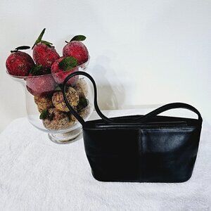 Black Kenneth Cole Shoulder Bag